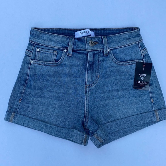 New GUESS Women's Denim Short SZ 24 - Picture 1 of 5